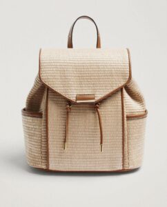 Mochila Parfois con bolsillos en marrón