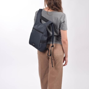 Mochila KCB Antirrobo de Mujer Underseat Vista Frontal Color Caldera de lado